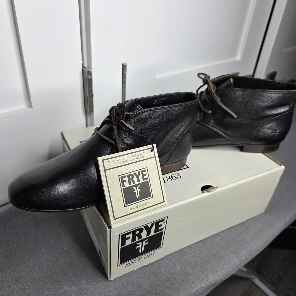 Frye NWT Chukka Men's Black Leather Ankle Boots Size 9.5 US